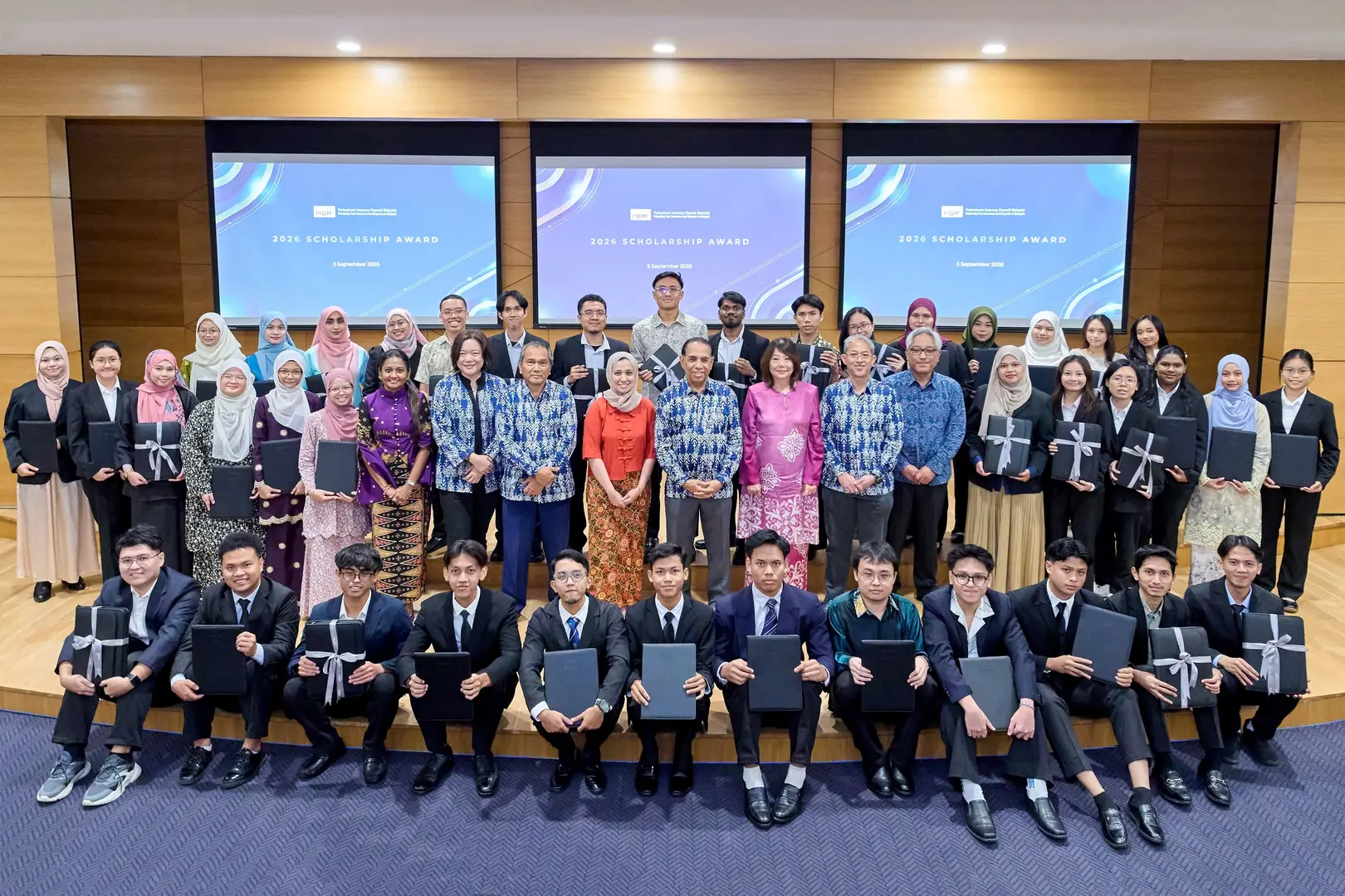 PIDM Awards Scholarships to 20 Deserving Students 
